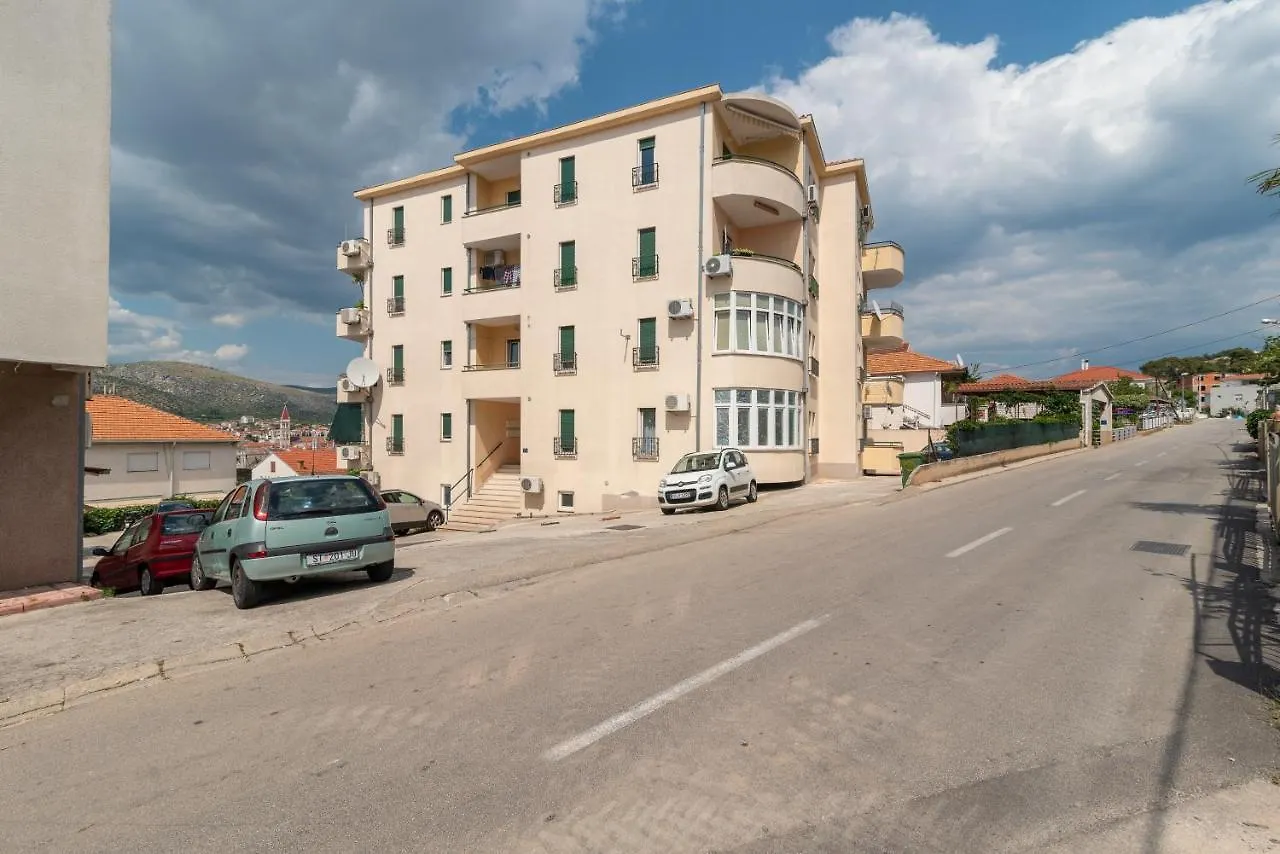 Apartman Dildo Apartment Trogir