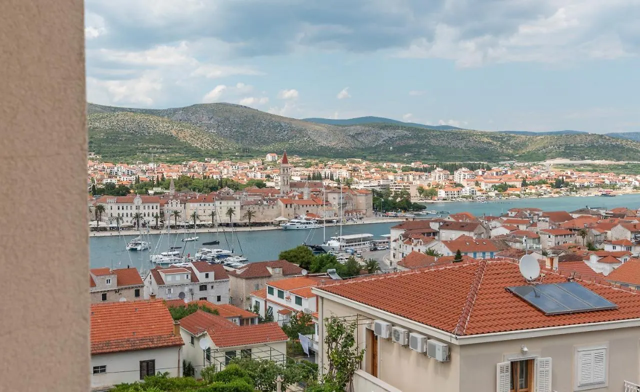 Apartman Dildo Apartment Trogir Croatia